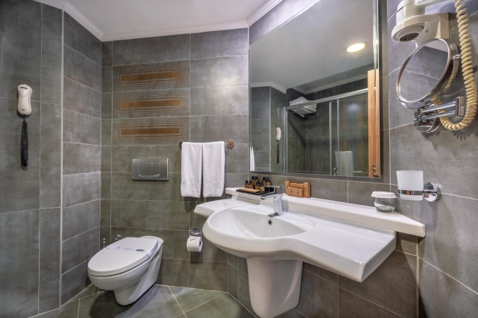 Ana Bina Family Kara