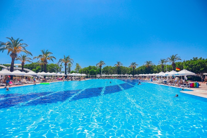 Ana Havuz Genel Görünüm 