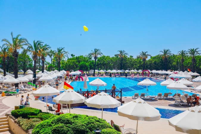 Ana Havuz Genel Görünüm 